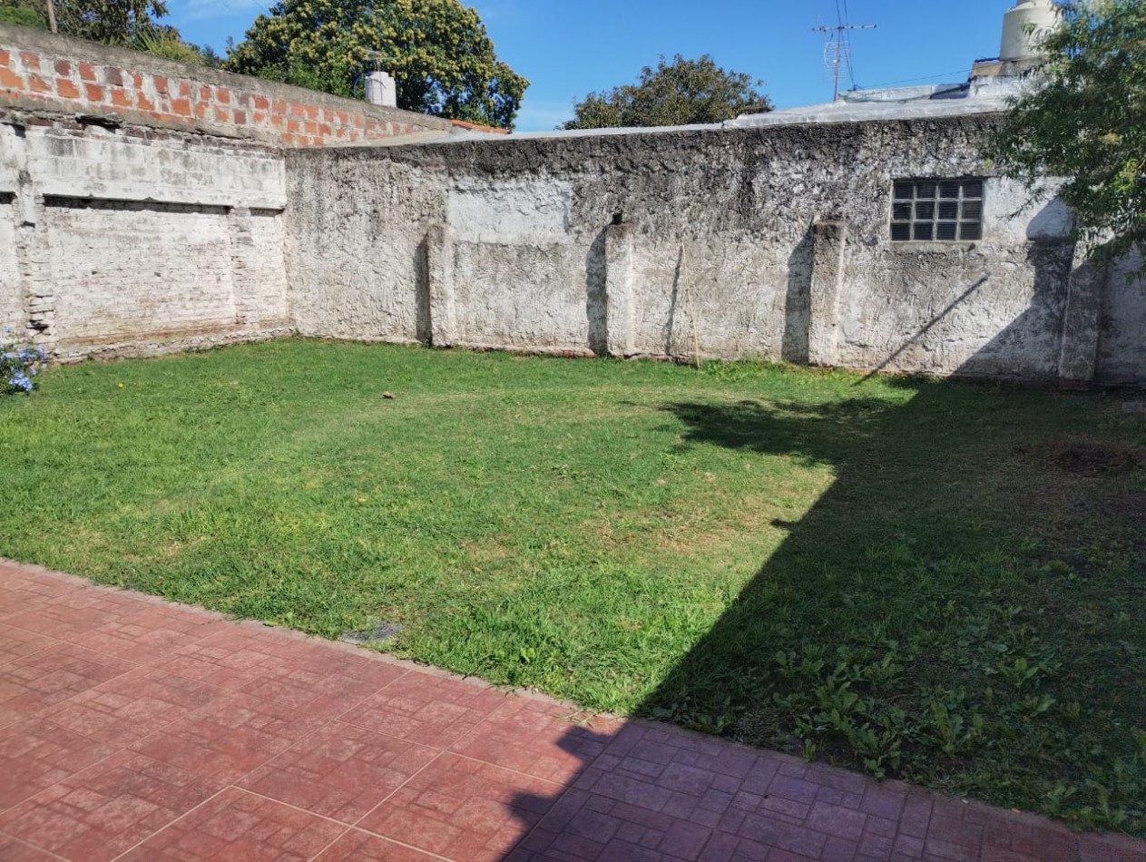 OPORTUNIDAD CASA EN VENTA CON GARAJE Y PARQUE