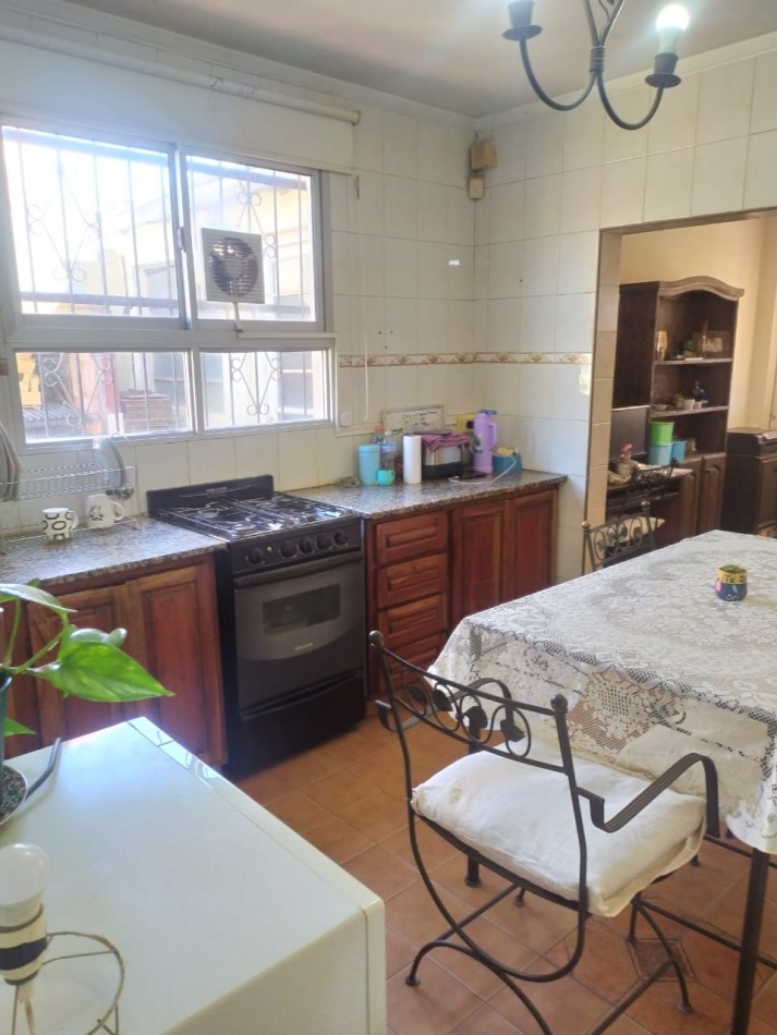 OPORTUNIDAD CASA EN VENTA CON GARAJE Y PARQUE