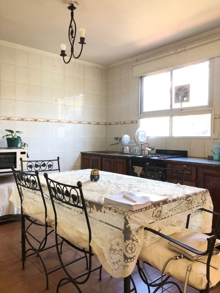 OPORTUNIDAD CASA EN VENTA CON GARAJE Y PARQUE