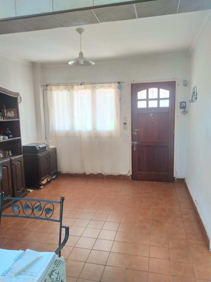 OPORTUNIDAD CASA EN VENTA CON GARAJE Y PARQUE