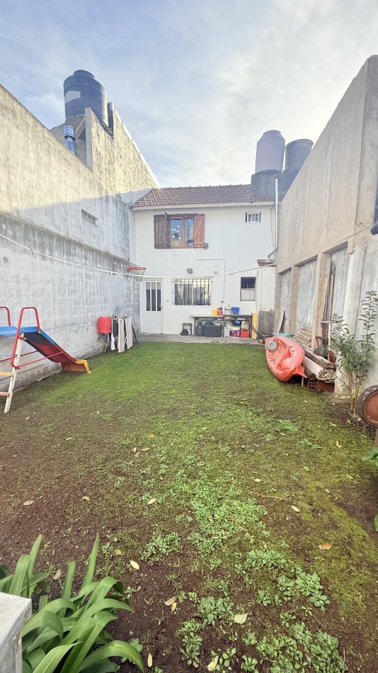 DUPLEX TRES AMBIENTES