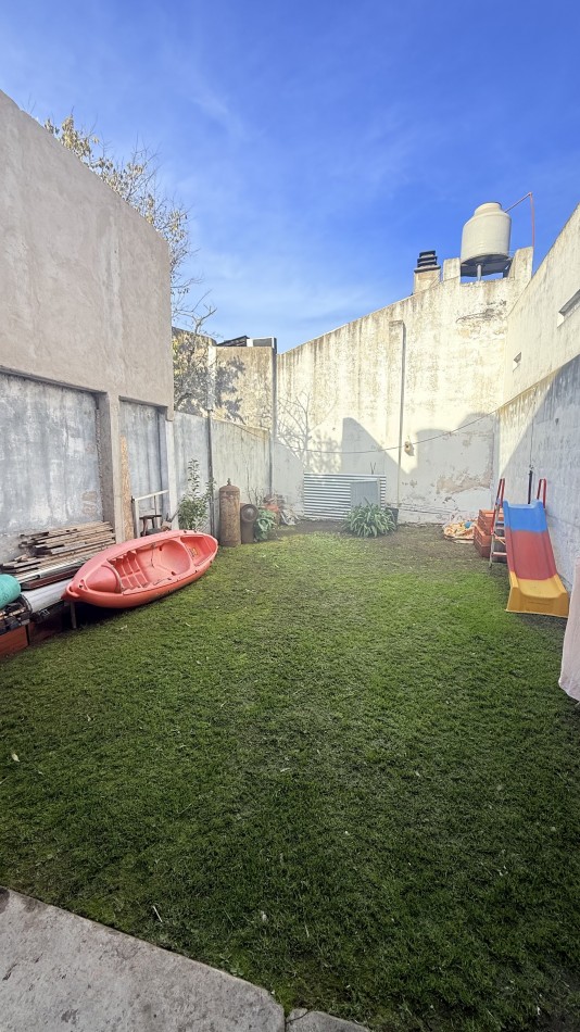 DUPLEX TRES AMBIENTES