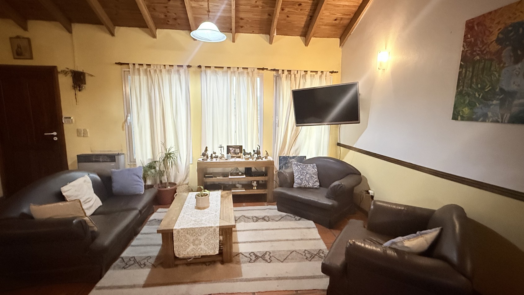 CASA 4 AMBIENTES CON PARQUE 