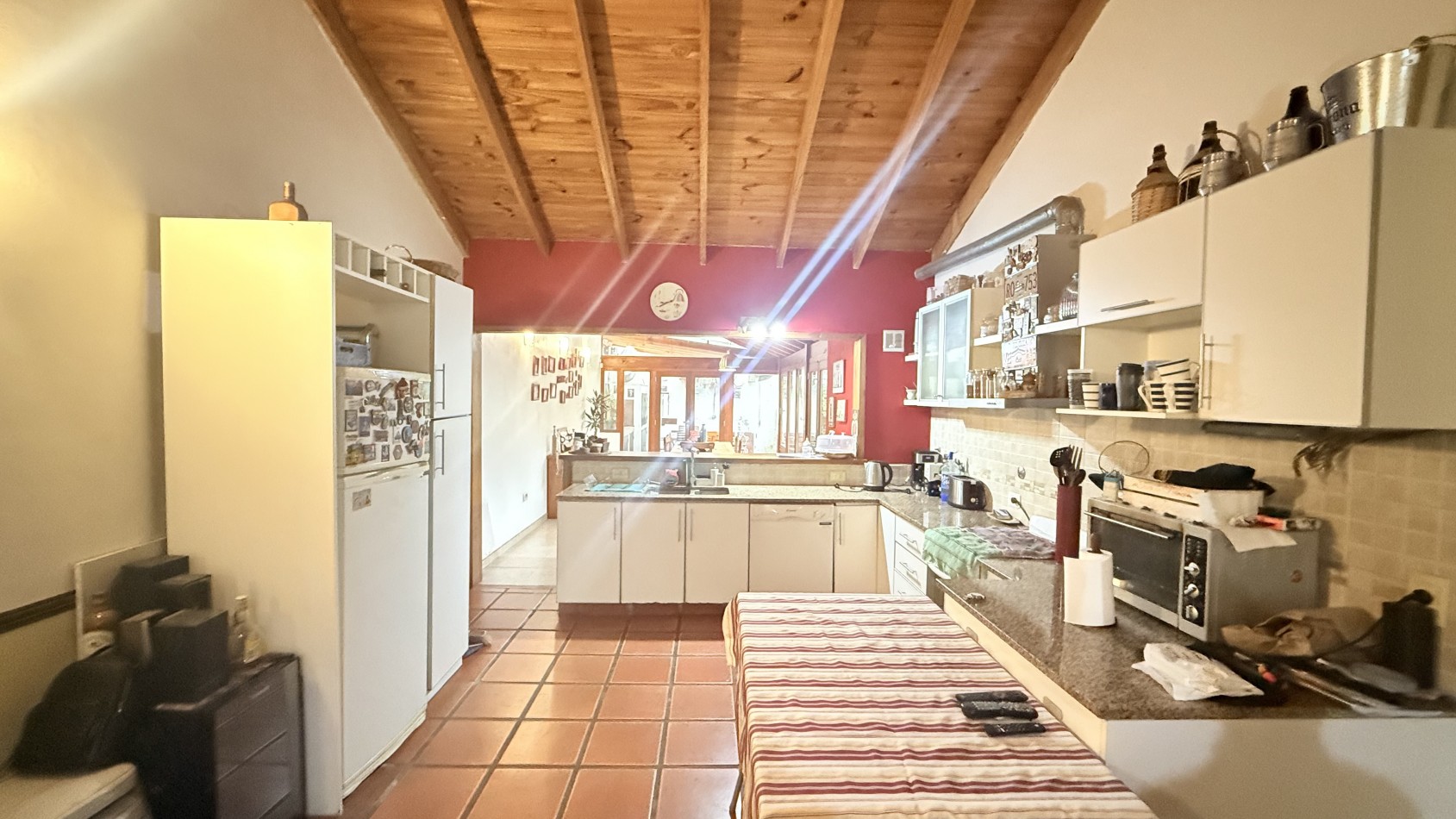 CASA 4 AMBIENTES CON PARQUE 