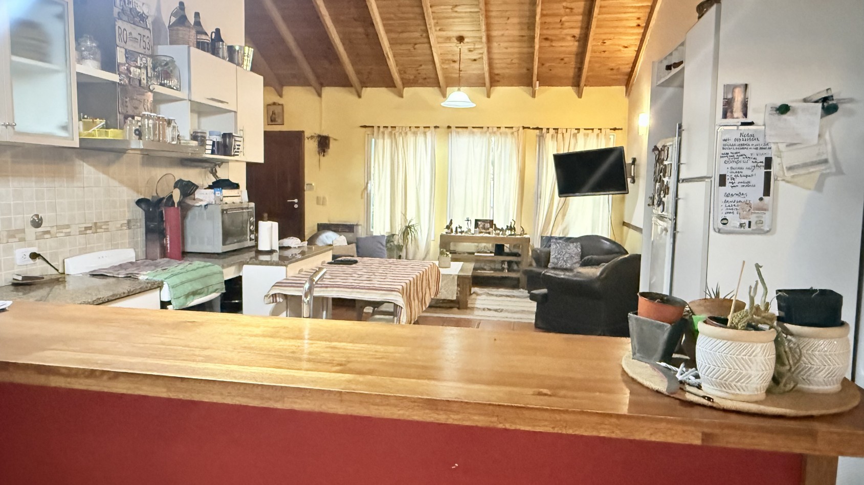 CASA 4 AMBIENTES CON PARQUE 