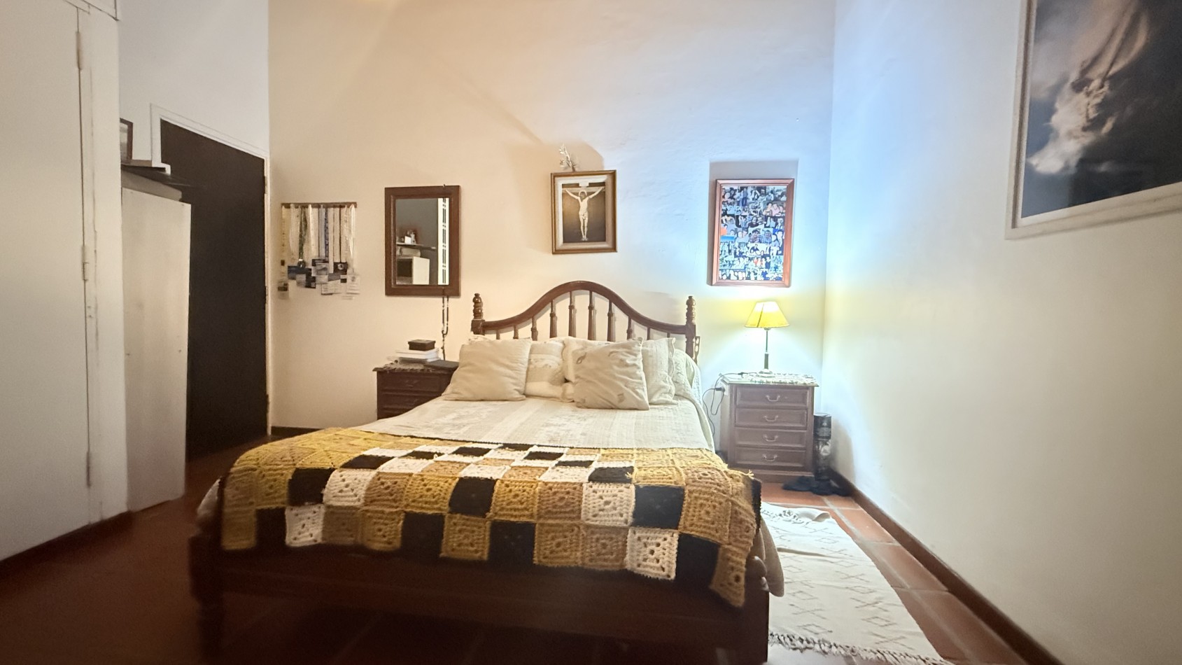 CASA 4 AMBIENTES CON PARQUE 