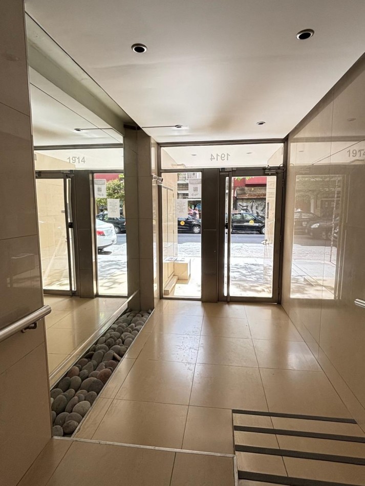 VENTA DEPARTAMENTO 3 AMBIENTES A LA CALLE