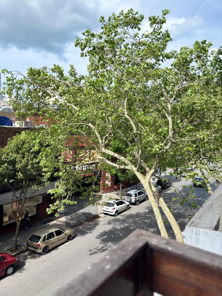 VENTA DEPARTAMENTO 3 AMBIENTES A LA CALLE
