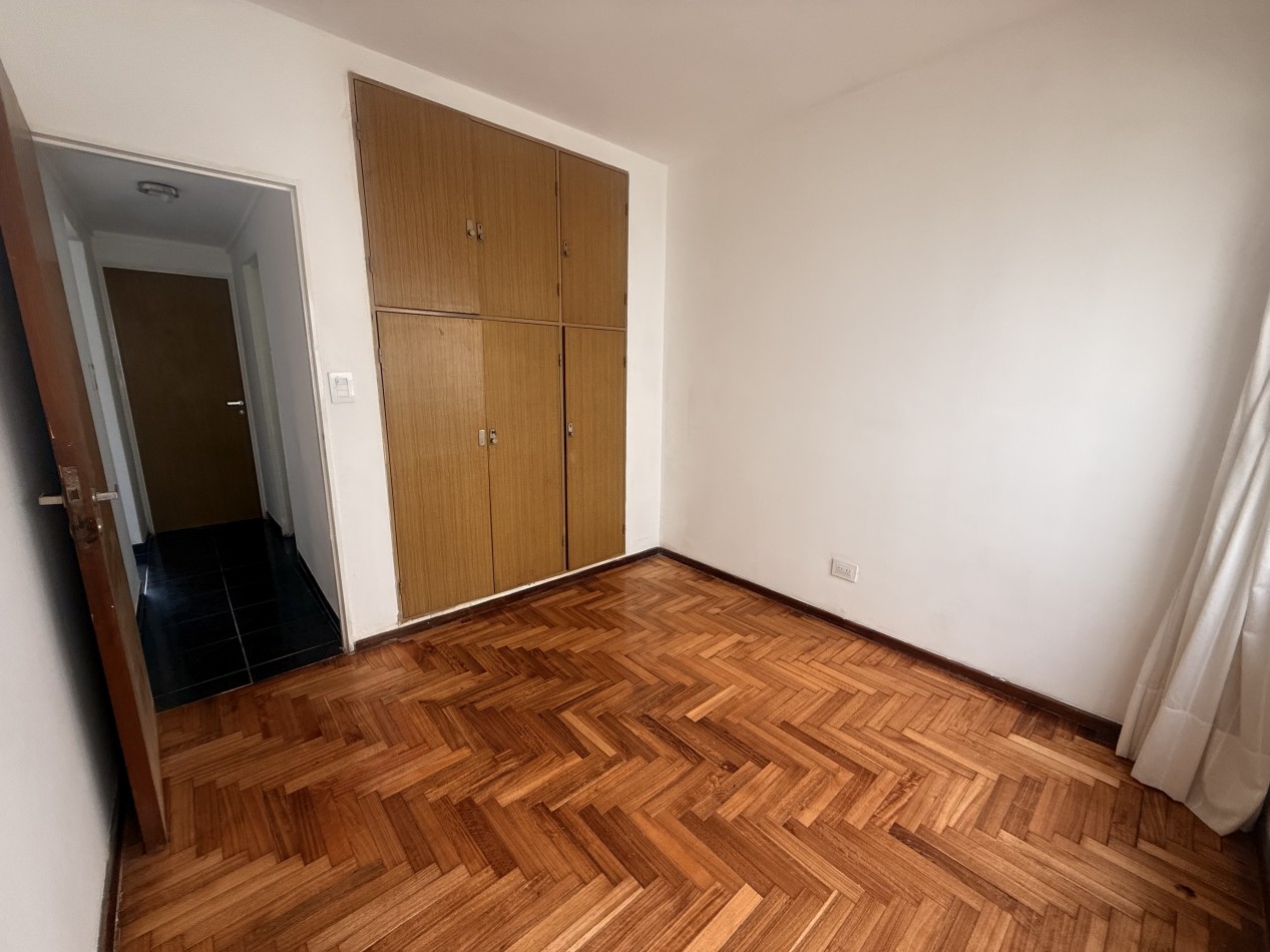 VENTA DEPARTAMENTO 3 AMBIENTES A LA CALLE