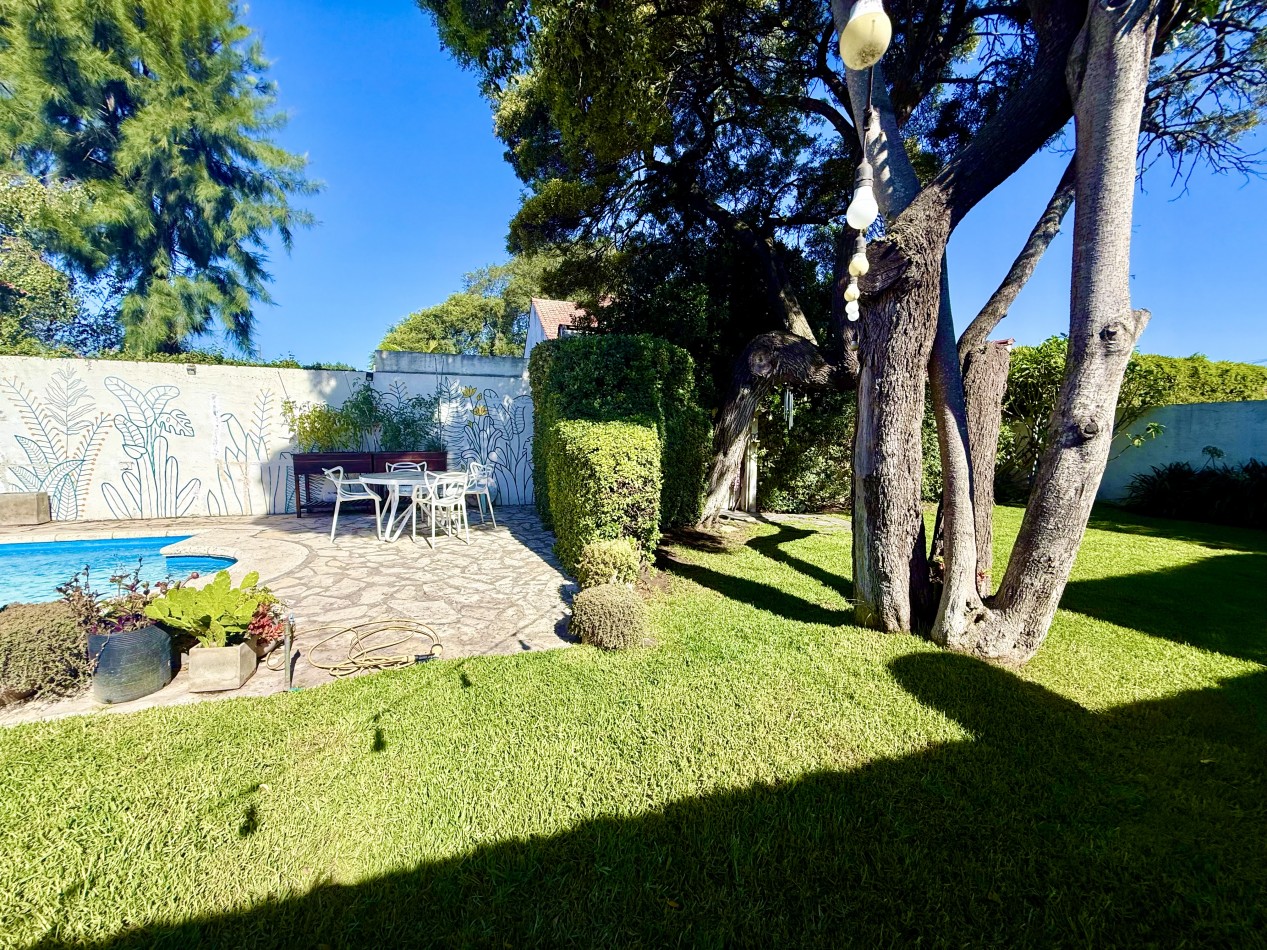 Casa cinco ambientes 