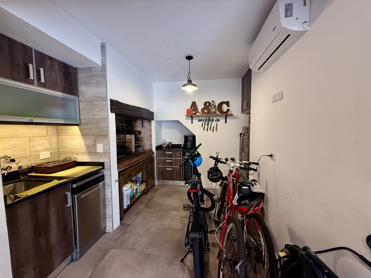 Casa cinco ambientes 