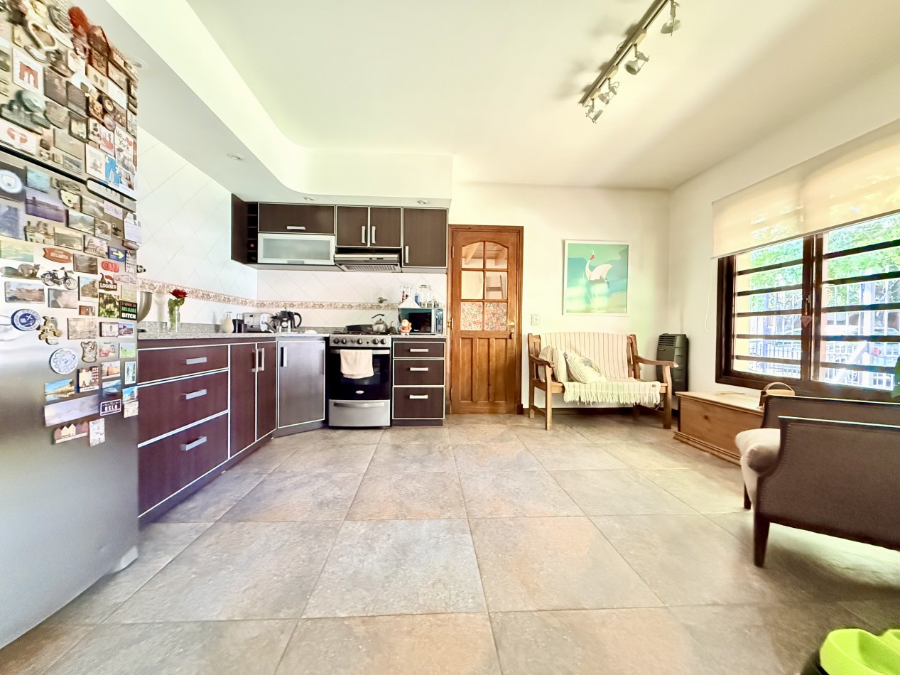 Casa cinco ambientes 