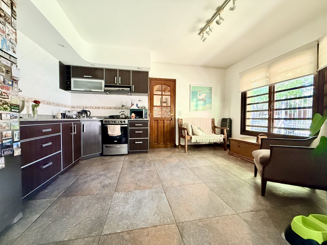 Casa cinco ambientes 