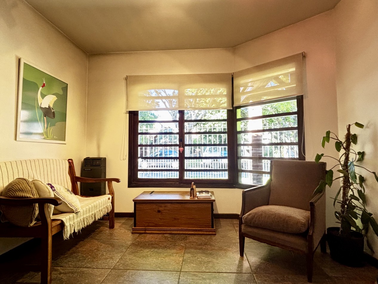 Casa cinco ambientes 