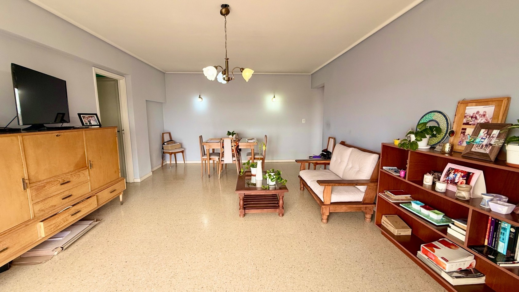 DEPARTAMENTO 4 AMBIENTES A LA CALLE