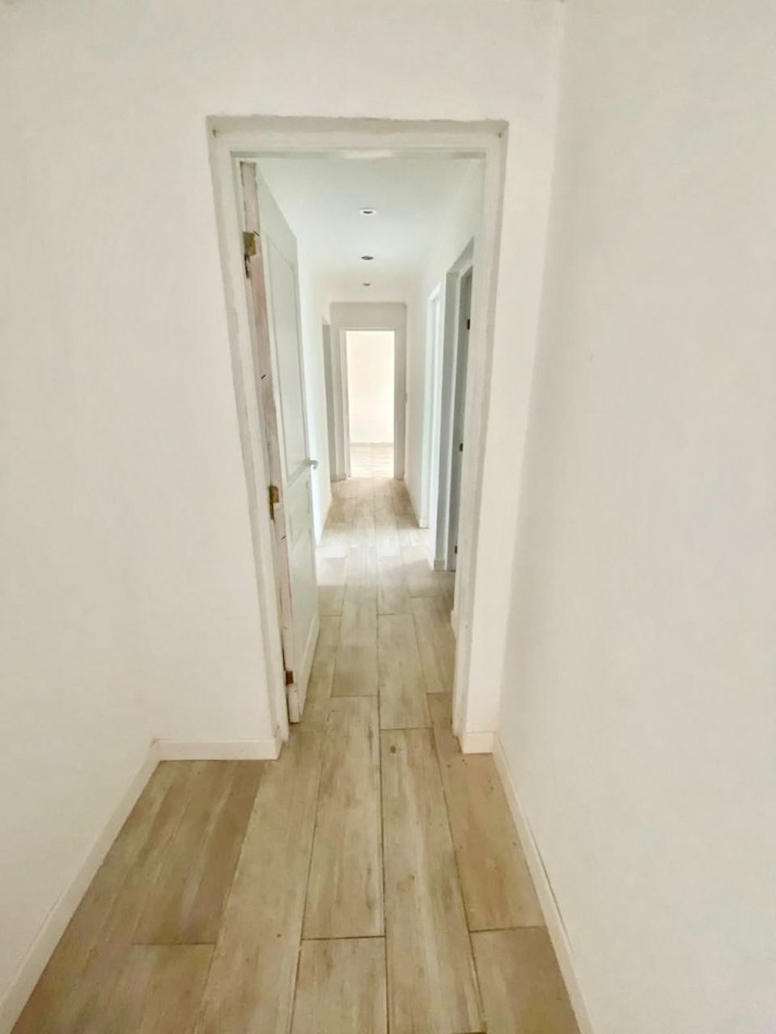 Casa 4 ambientes a 6 cuadras del mar 
