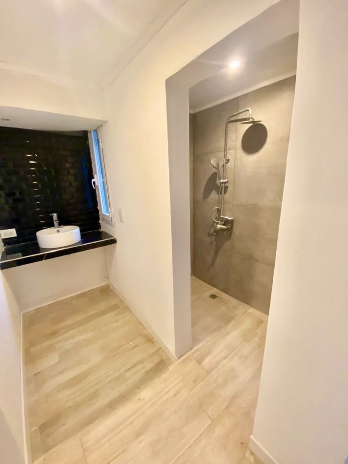 Casa 4 ambientes a 6 cuadras del mar 