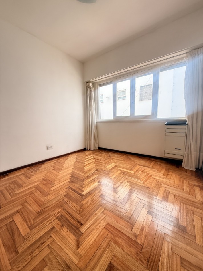 VENTA DEPARTAMENTO 3 AMBIENTES A LA CALLE