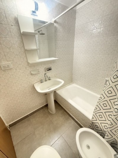 VENTA DEPARTAMENTO 3 AMBIENTES A LA CALLE