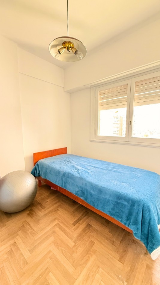 DEPARTAMENTO 4 AMBIENTES A LA CALLE