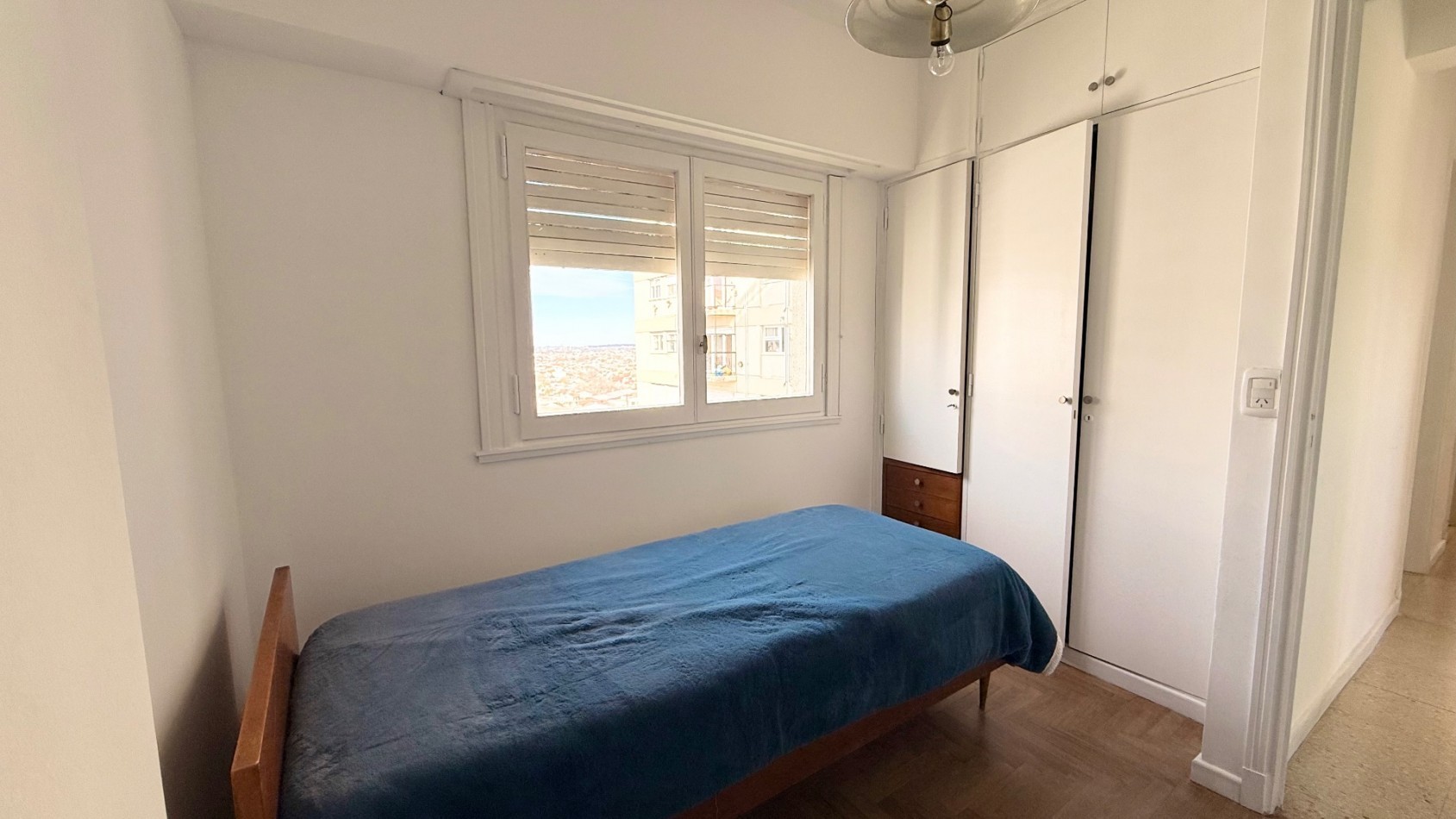 DEPARTAMENTO 4 AMBIENTES A LA CALLE