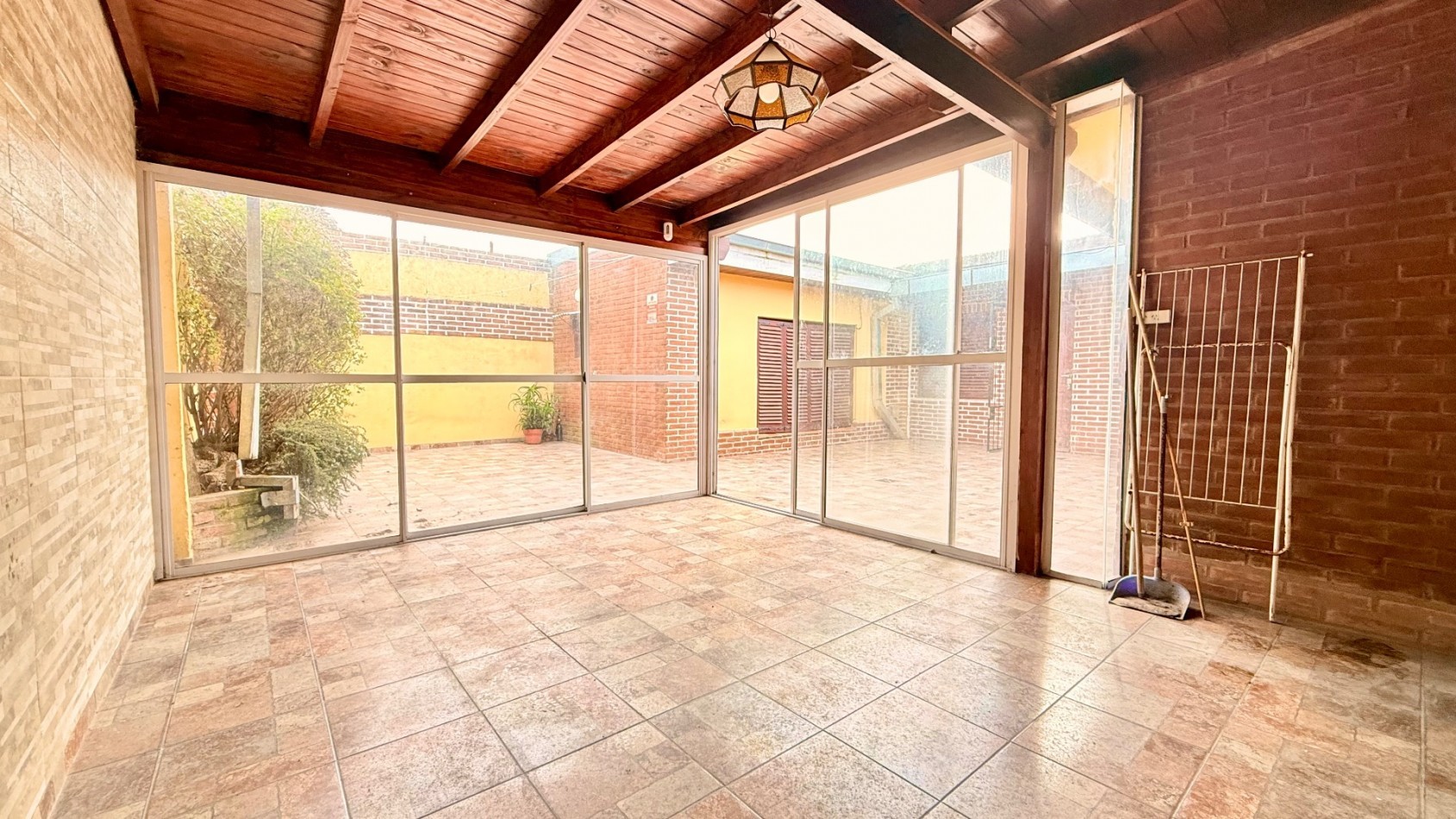 PH 3 AMBIENTES CON PATIO Y QUINCHO 