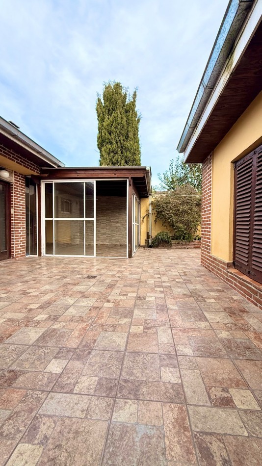 PH 3 AMBIENTES CON PATIO Y QUINCHO 