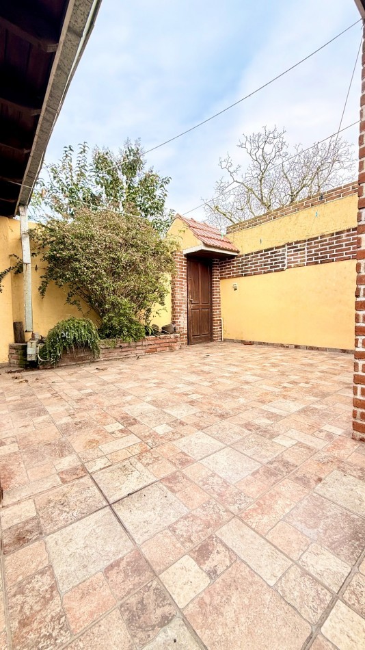 PH 3 AMBIENTES CON PATIO Y QUINCHO 