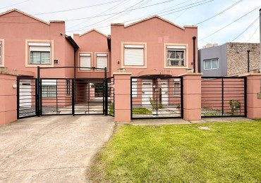 Duplex de 2 Ambientes con Parque y Cochera - Barrio Zacagnini