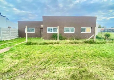 Casa 4 ambientes a 6 cuadras del mar 